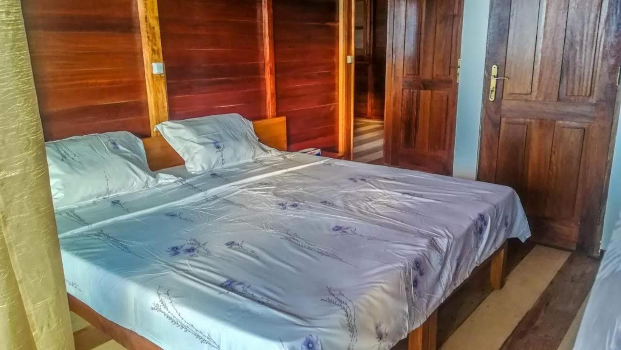 Domus Guesthouse Santana Kültér fotó
