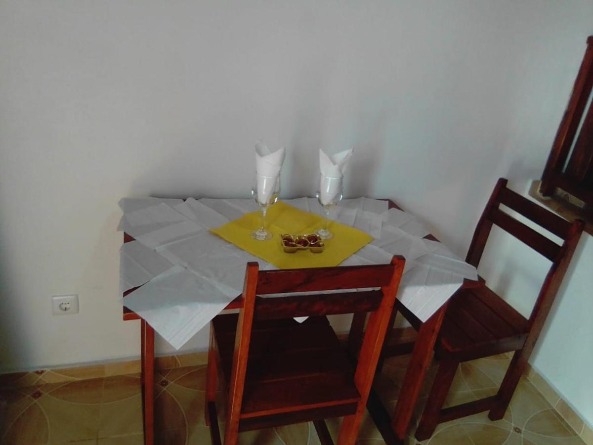 Domus Guesthouse Santana Kültér fotó